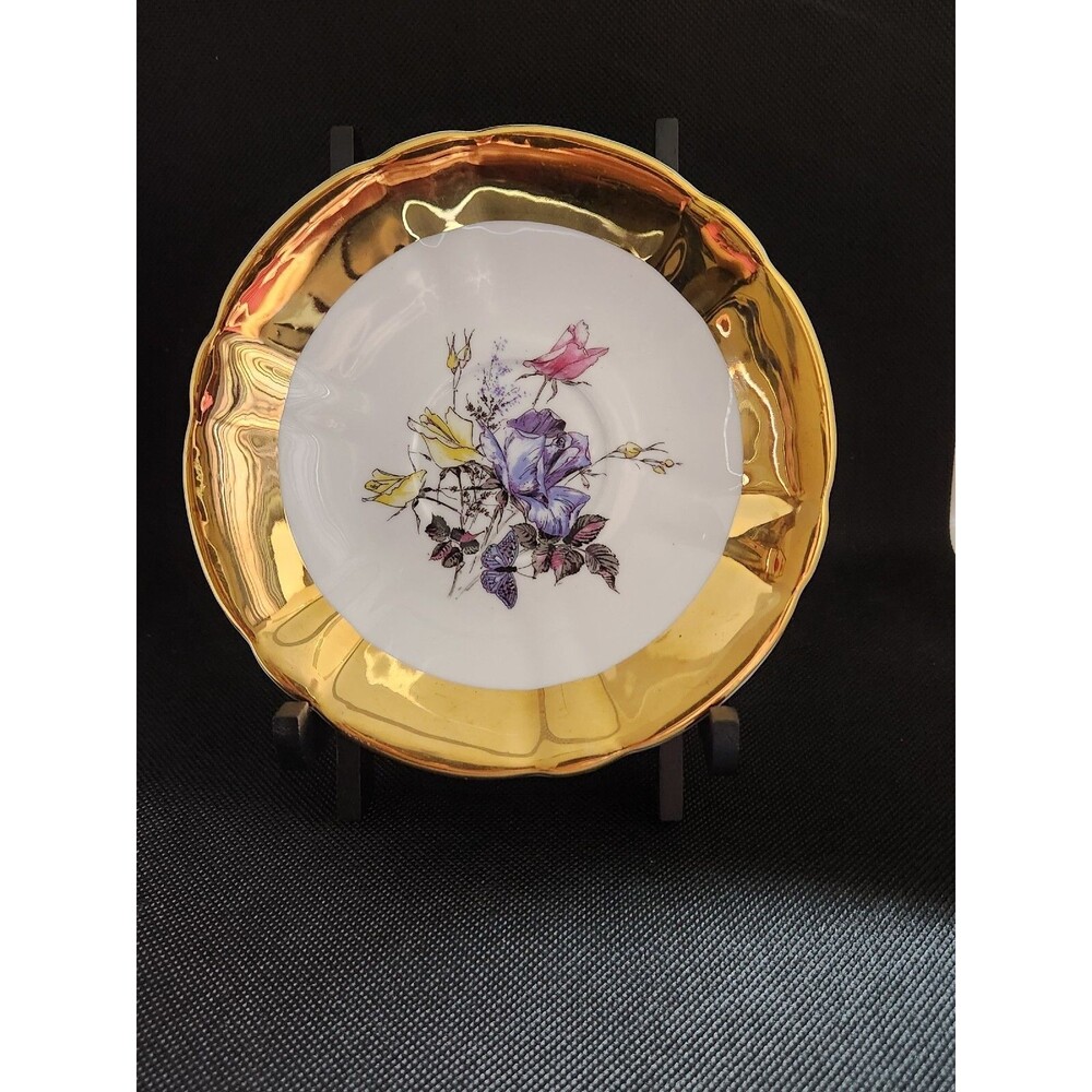 Vintage Windsor Fine China Saucer Floral Pattern With A Wide Gold Lip c1960